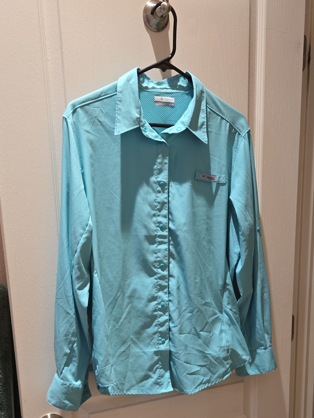 Columbia Women's Button-Down Performance Shirt - Aqua